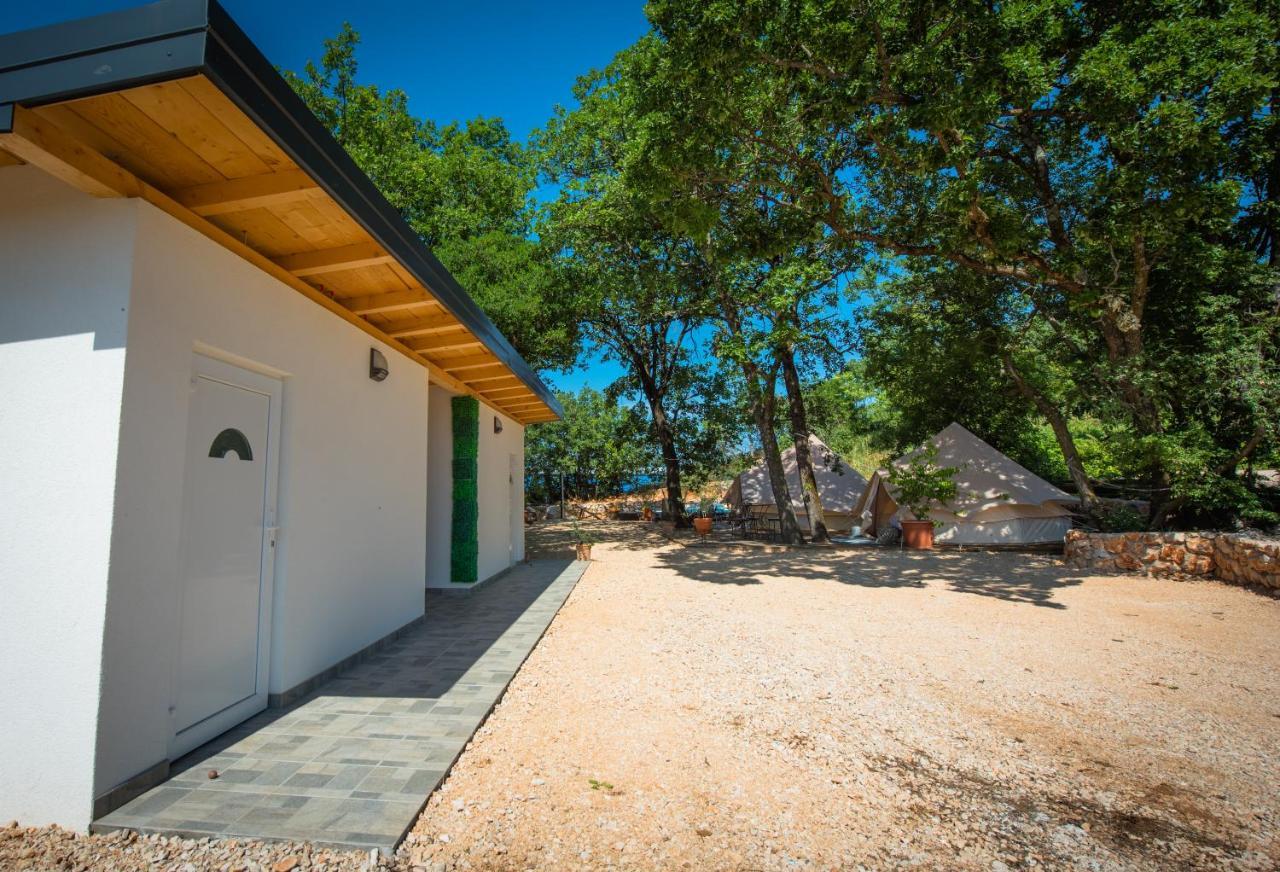 Rock Oak Glamping 3 Hotell Imotski Eksteriør bilde