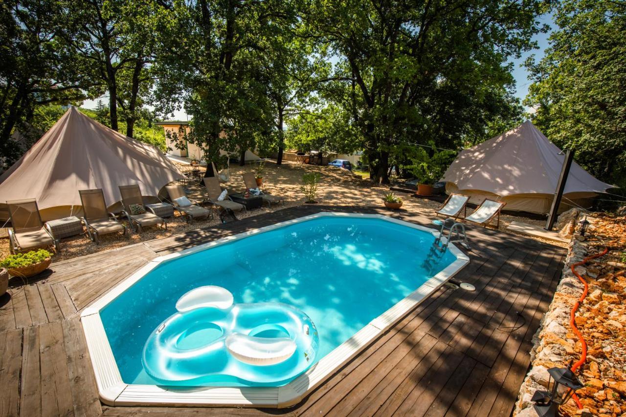 Rock Oak Glamping 3 Hotell Imotski Eksteriør bilde