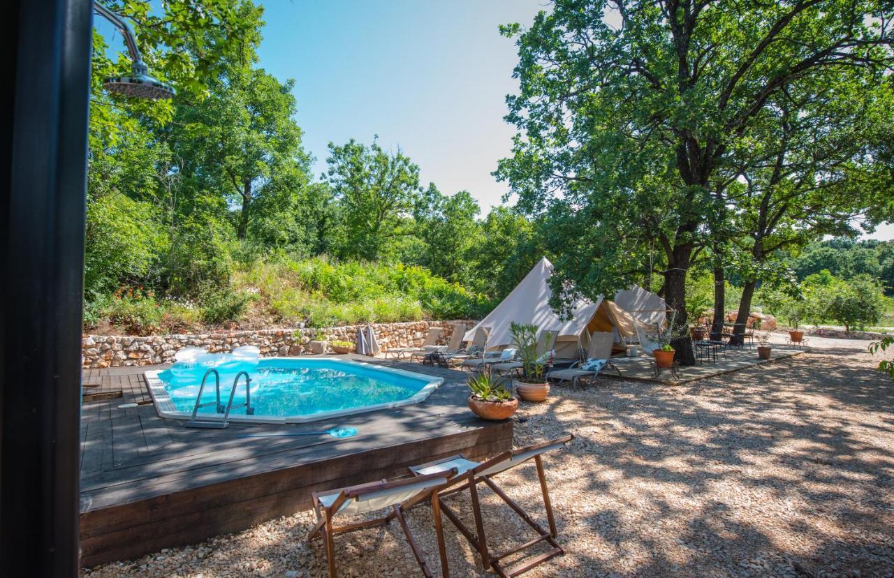 Rock Oak Glamping 3 Hotell Imotski Eksteriør bilde