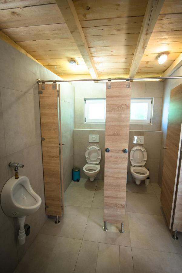 Rock Oak Glamping 3 Hotell Imotski Eksteriør bilde